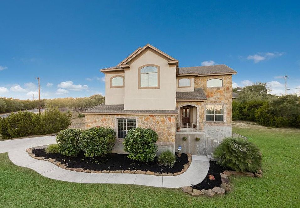 1st image of 722 Misty Water Ln