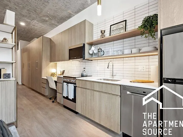 808 Wells Studio #STUDIO — Photo 16