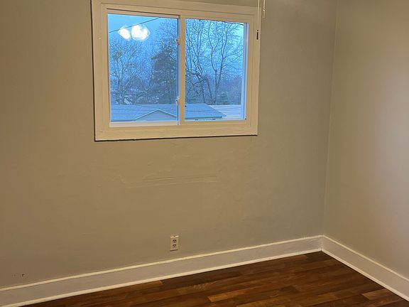 5th image of 14 Thrift St #4