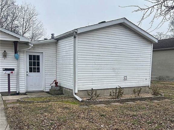 4th image of 212 N Olive St