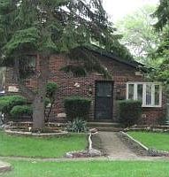 1st image of 402 N 2nd Ave