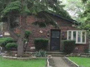 402 N 2nd Ave, Villa Park, IL 60181