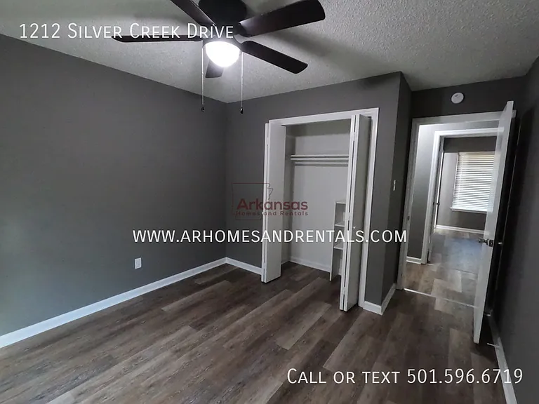 1212 Silver Creek Dr — Photo 35