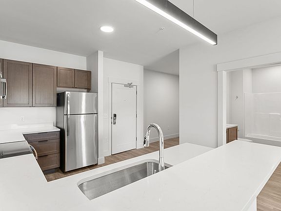 5th image of 114 Dylan Ave #115