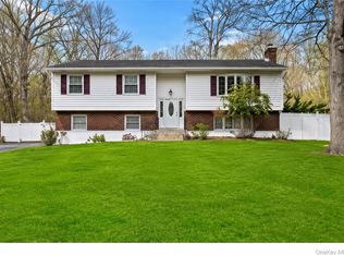 38 Haller Crescent, Spring Valley, NY 10977
