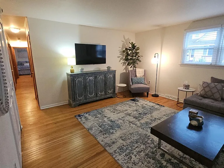 6901 Ventnor Ave #2 — Photo 19