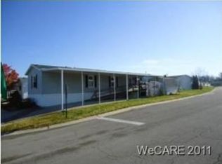 224 Pinewood Cir, Lima, OH 45804