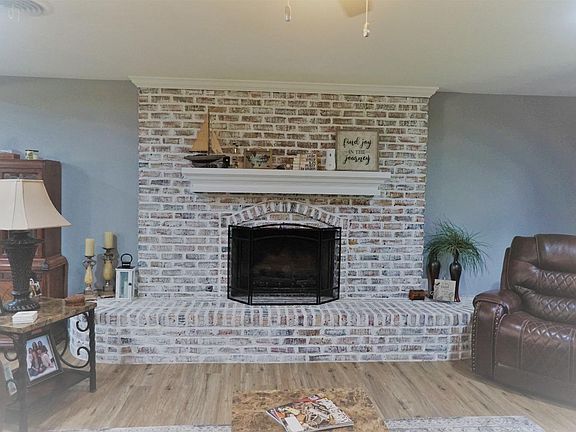 5th image of 1611 E Buckley St