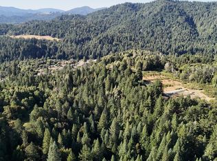 3167 Redwood Dr, Redway, CA 95560