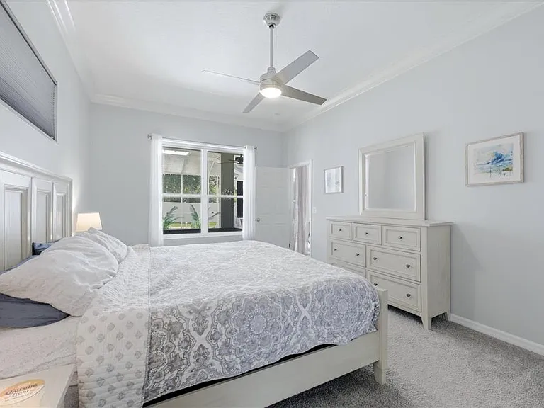 4617 Egmont Dr — Photo 24