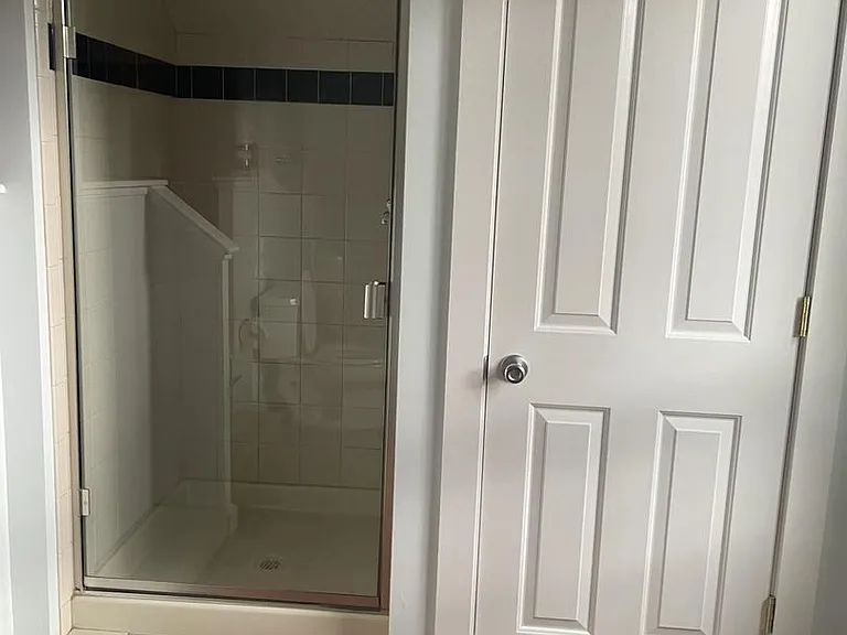 526 E 3rd Ave — Photo 11
