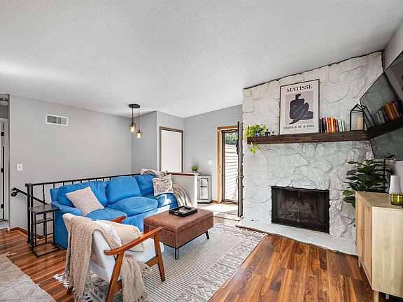 3rd image of 5600 N Innsbruck Ct NE