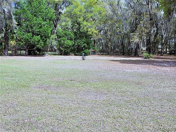 4th image of 587 W County Road 481