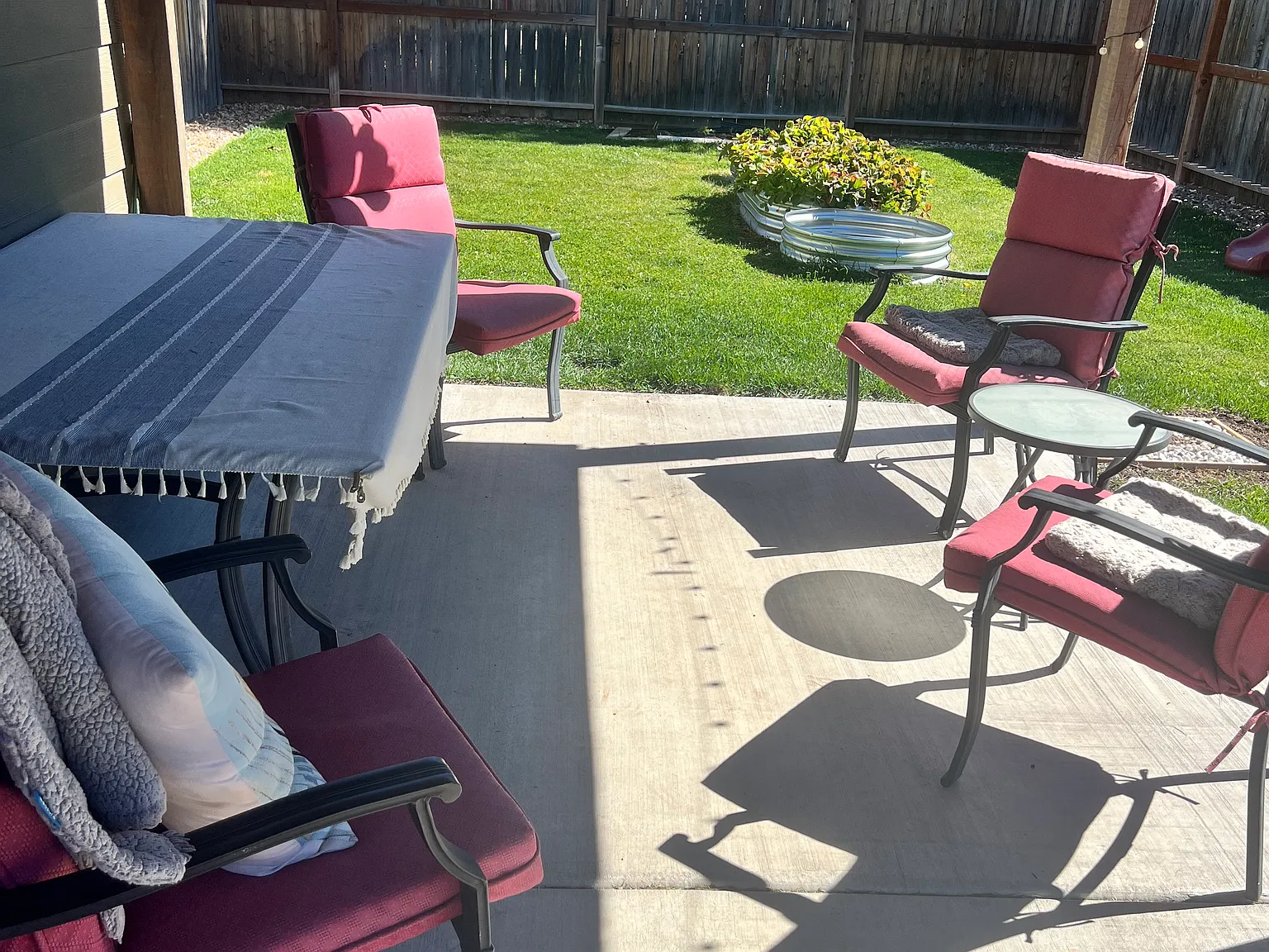 3 bed, 1456 sqft, $750 — Photo 3