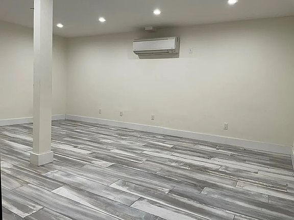 4th image of 2156A Fulton St #1B