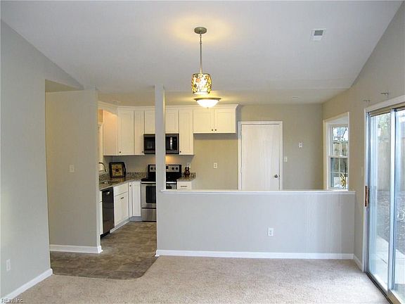 5th image of 20 Sanlun Lakes Dr