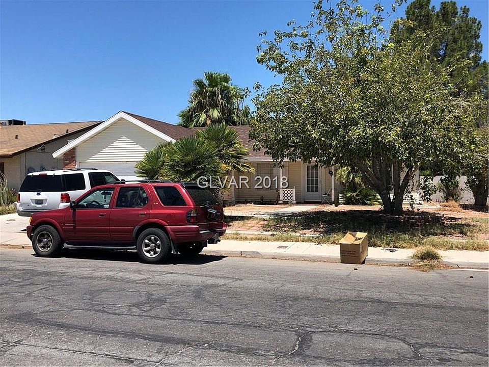 2nd image of 5684 Alcott Ave