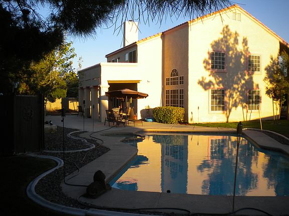 Pool West
