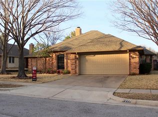1217 Wedglea Dr, Bedford, TX 76021