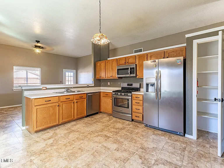 14269 Desert Fire Ct — Photo 2