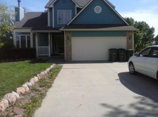 2105 E 28th St, Lawrence, KS 66046