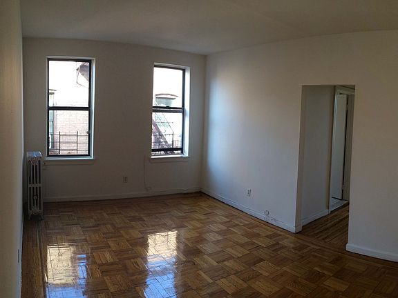 4th image of 230 Naples Ter APT 3A