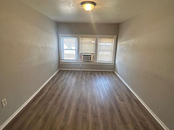 2nd image of 4030 Taylor Blvd Unit 5