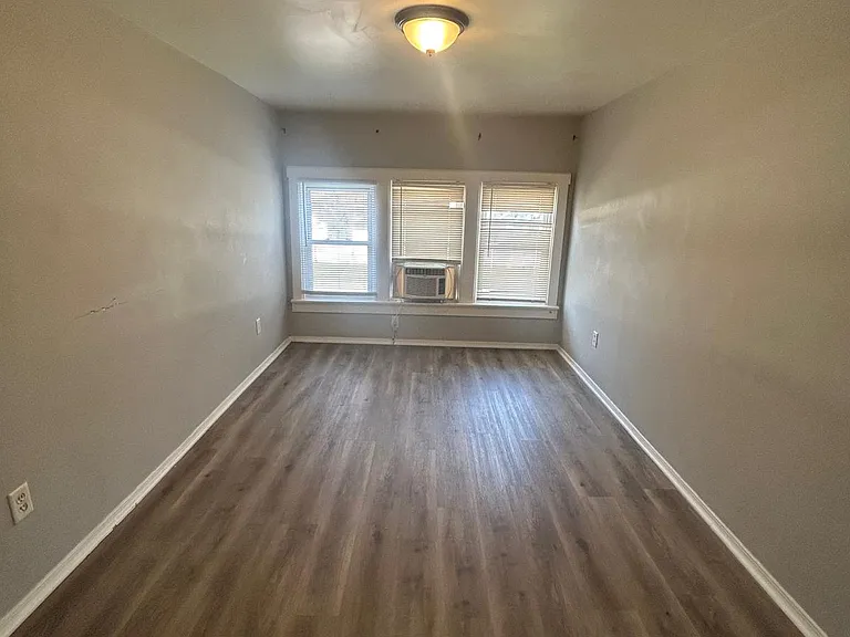 4030 Taylor Blvd #5 — Photo 2