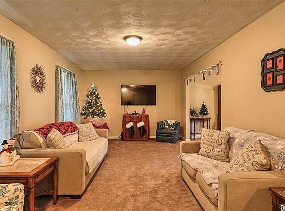 2nd image of 414 Frey Ave