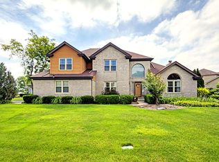 21203 Old North Church Rd, Frankfort, IL 60423