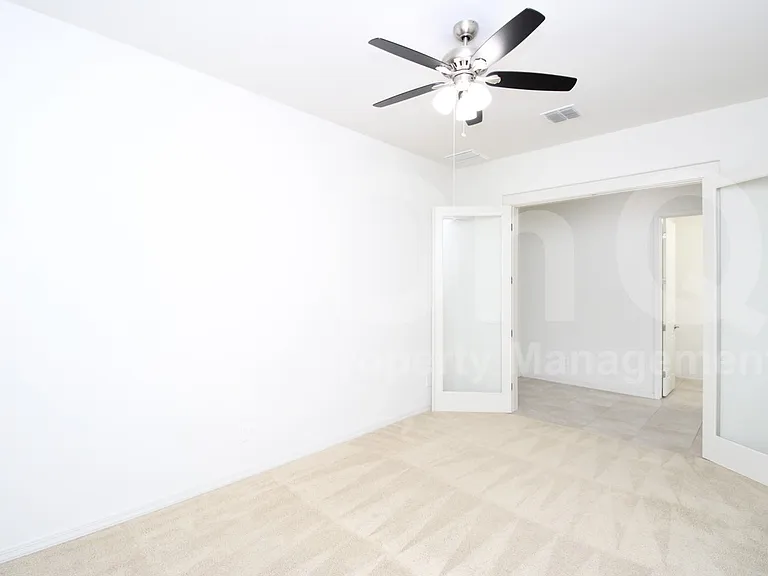 1863 E Canyon Way — Photo 12