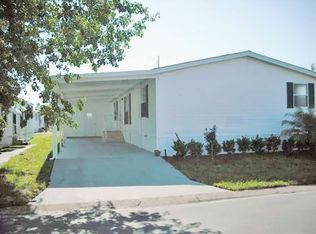 8009 Dove Dr, Tampa, FL 33615