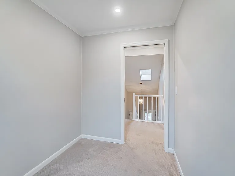 1804 Cliffview Ln — Photo 37