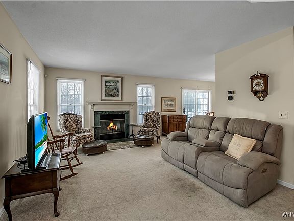 5th image of 701 Forest Edge Dr