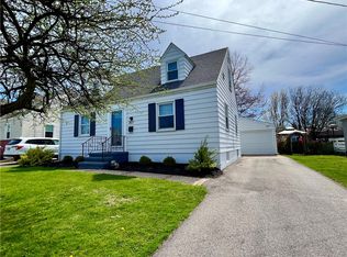 2617 Dobbins Rd, Erie, PA 16511