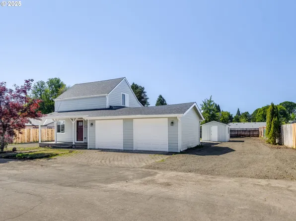 1542 NE 10th Ave, McMinnville, OR 97128