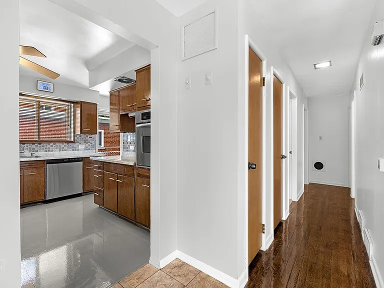 413 E Atwater Ave — Photo 19