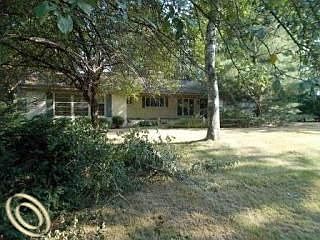 3rd image of 4871 Burnley Dr