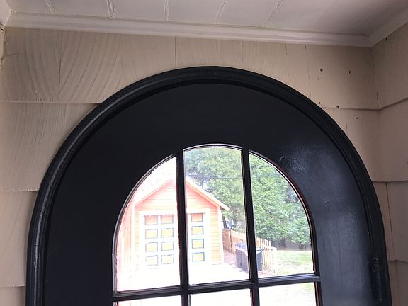 Side Door Down Breeze Way
