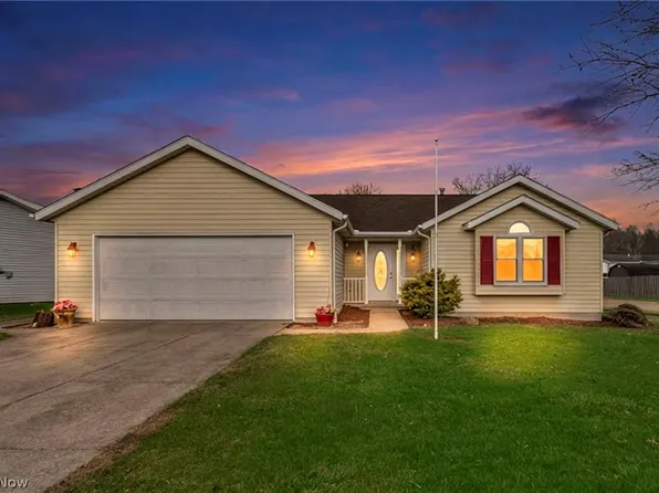 1064 Yarmouth Rd, Grafton, OH 44044