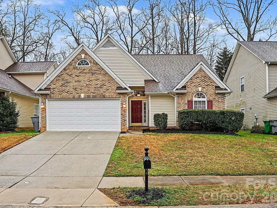 1st image of 6902 Brachnell View Dr