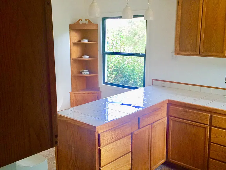 2105 NE 49th Ave — Photo 9