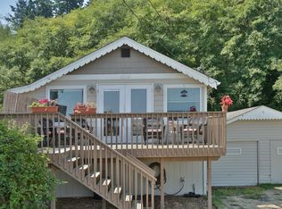6224 Brighton Beach Rd, Clinton, WA 98236