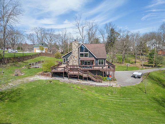 2nd image of 515 Worthington Dr