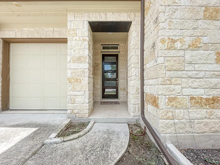 104 Binnacle Dr — Photo 2