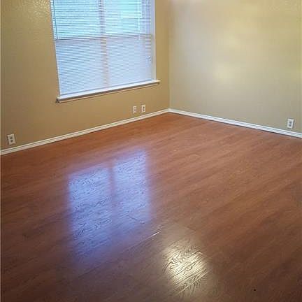 3rd image of 7017 Baybridge Dr