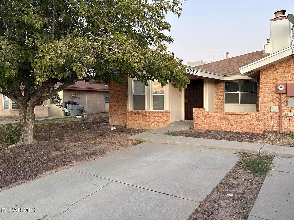 1st image of 10957 Delafield Dr