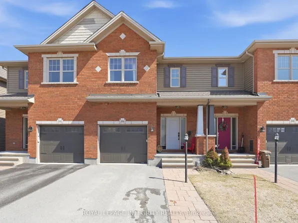 1036 Marconi Ave, Ottawa, ON K2W 0C8