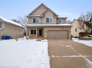8525 Barrington Dr, Ypsilanti, MI