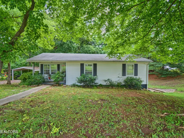 3324 Wildwood Rd, Maryville, TN 37804